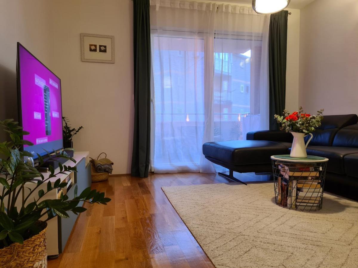 Apartment Pinna Nobilis, Private Parking Makarska Esterno foto