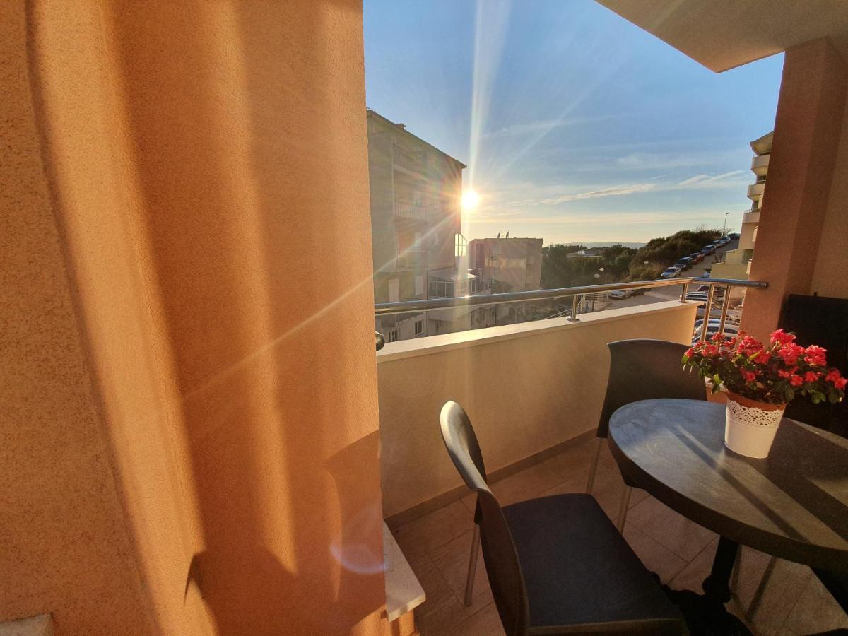 Apartment Pinna Nobilis, Private Parking Makarska Esterno foto